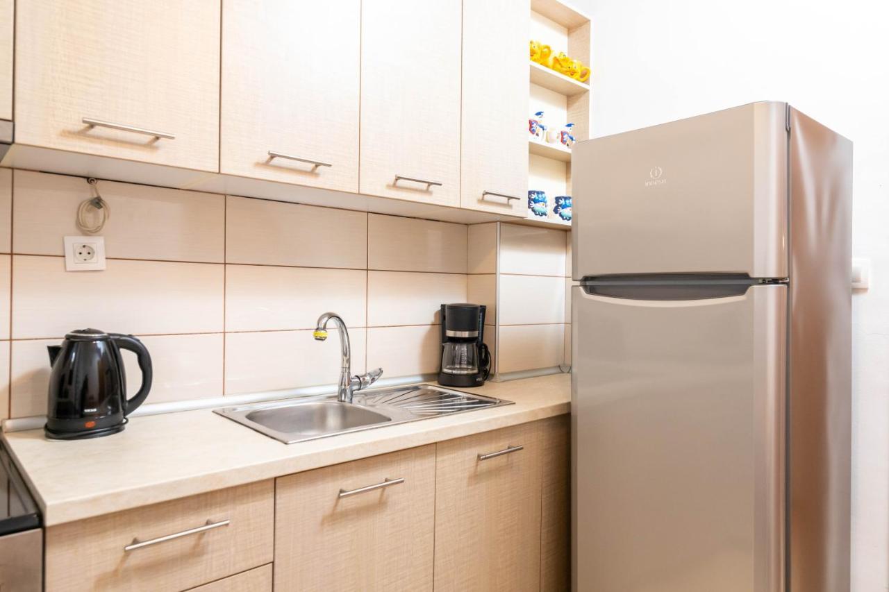 סלוניקי F & B Collection - 2 Bedroom Flat מראה חיצוני תמונה