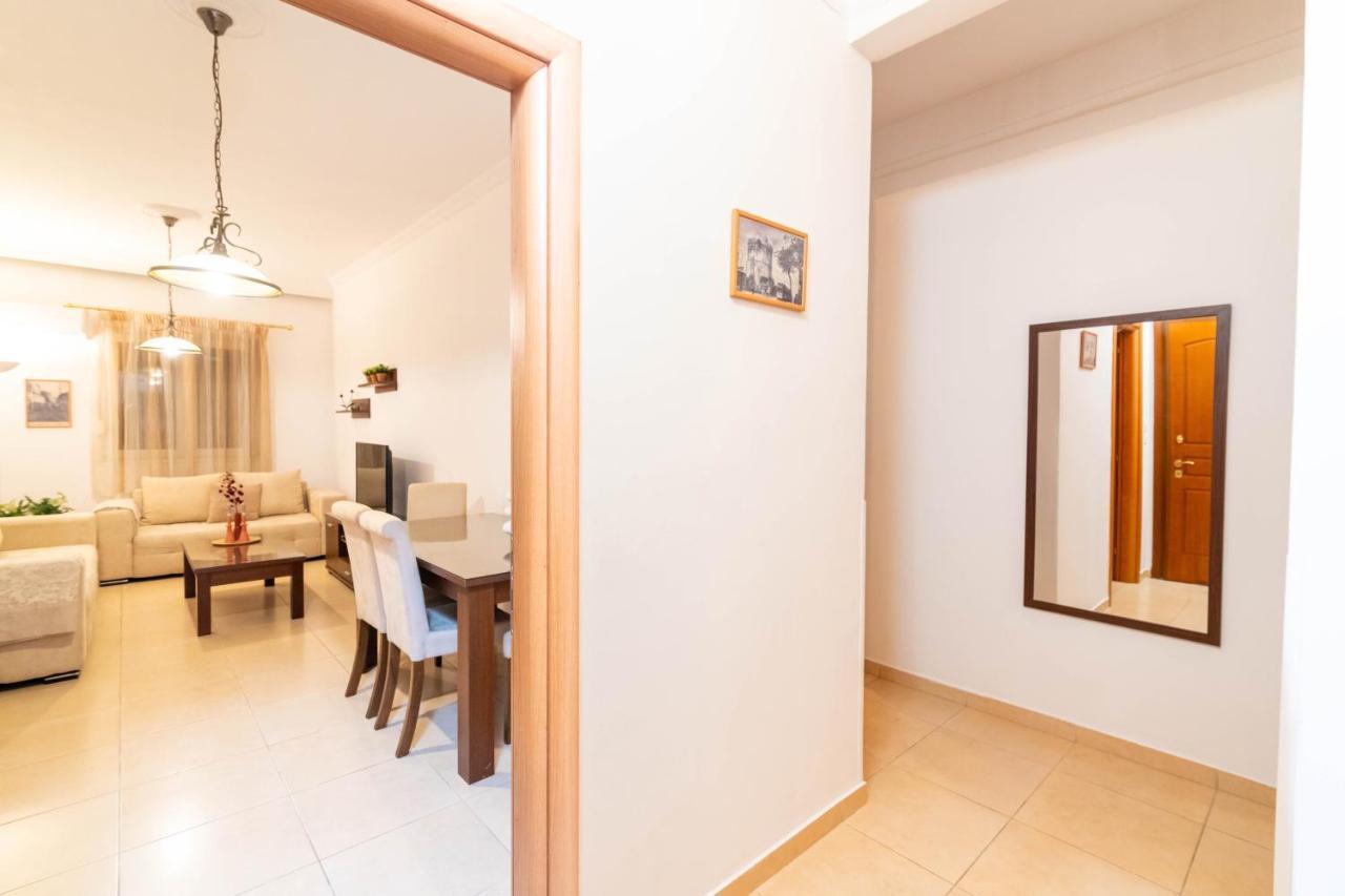סלוניקי F & B Collection - 2 Bedroom Flat מראה חיצוני תמונה