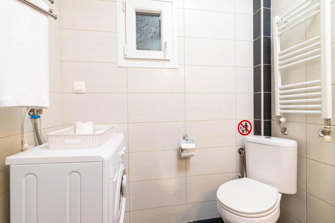 סלוניקי F & B Collection - 2 Bedroom Flat מראה חיצוני תמונה
